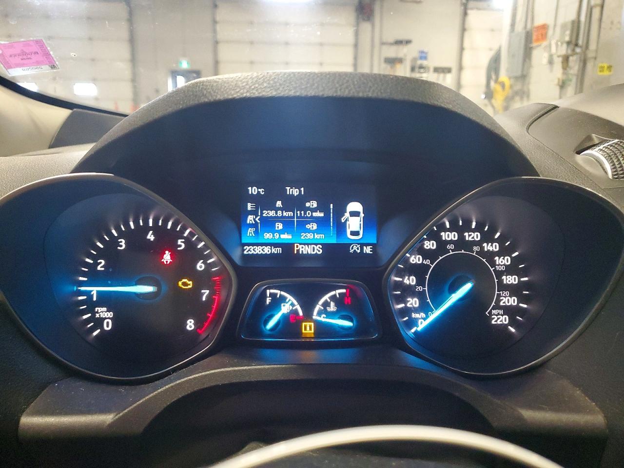 2017 FORD ESCAPE SE photo 25