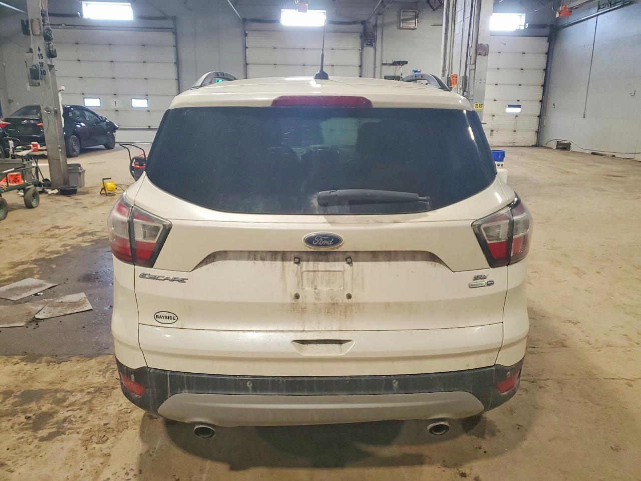 2017 FORD ESCAPE SE photo 16