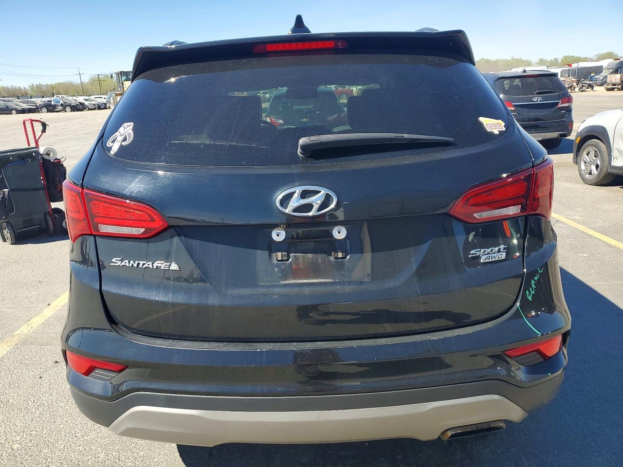 2017 HYUNDAI SANTA FE SPORT 2.4L photo 6