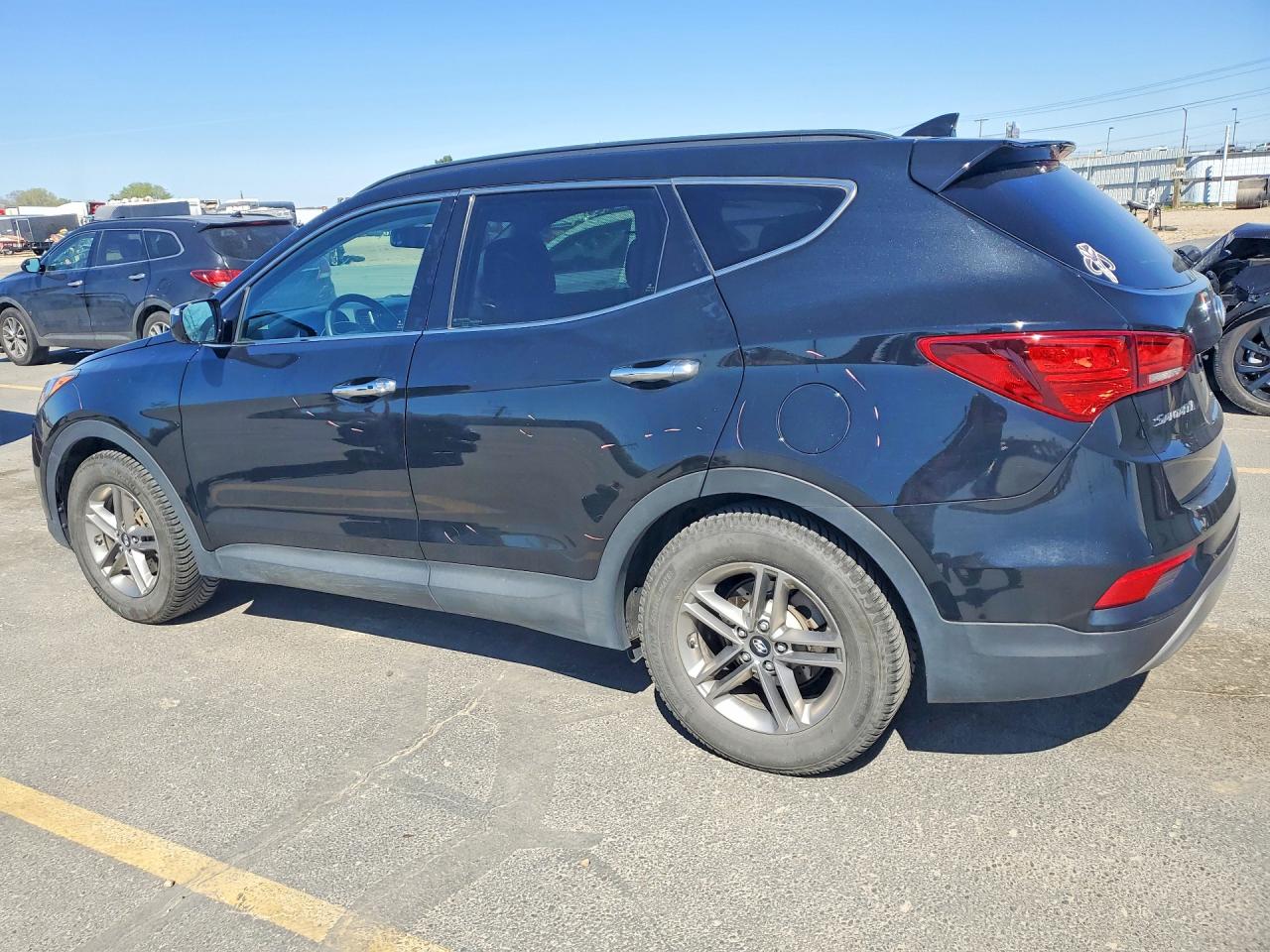 2017 HYUNDAI SANTA FE SPORT 2.4L photo 2