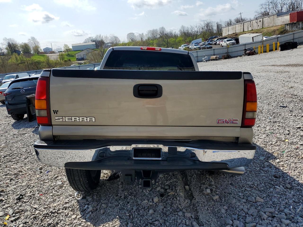 2003 GMC NEW SIERRA K1500 photo 11