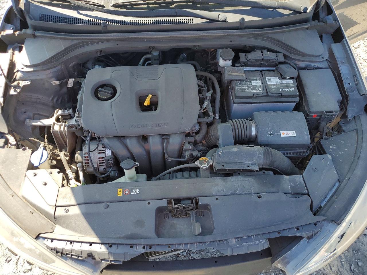2019 HYUNDAI ELANTRA photo 11