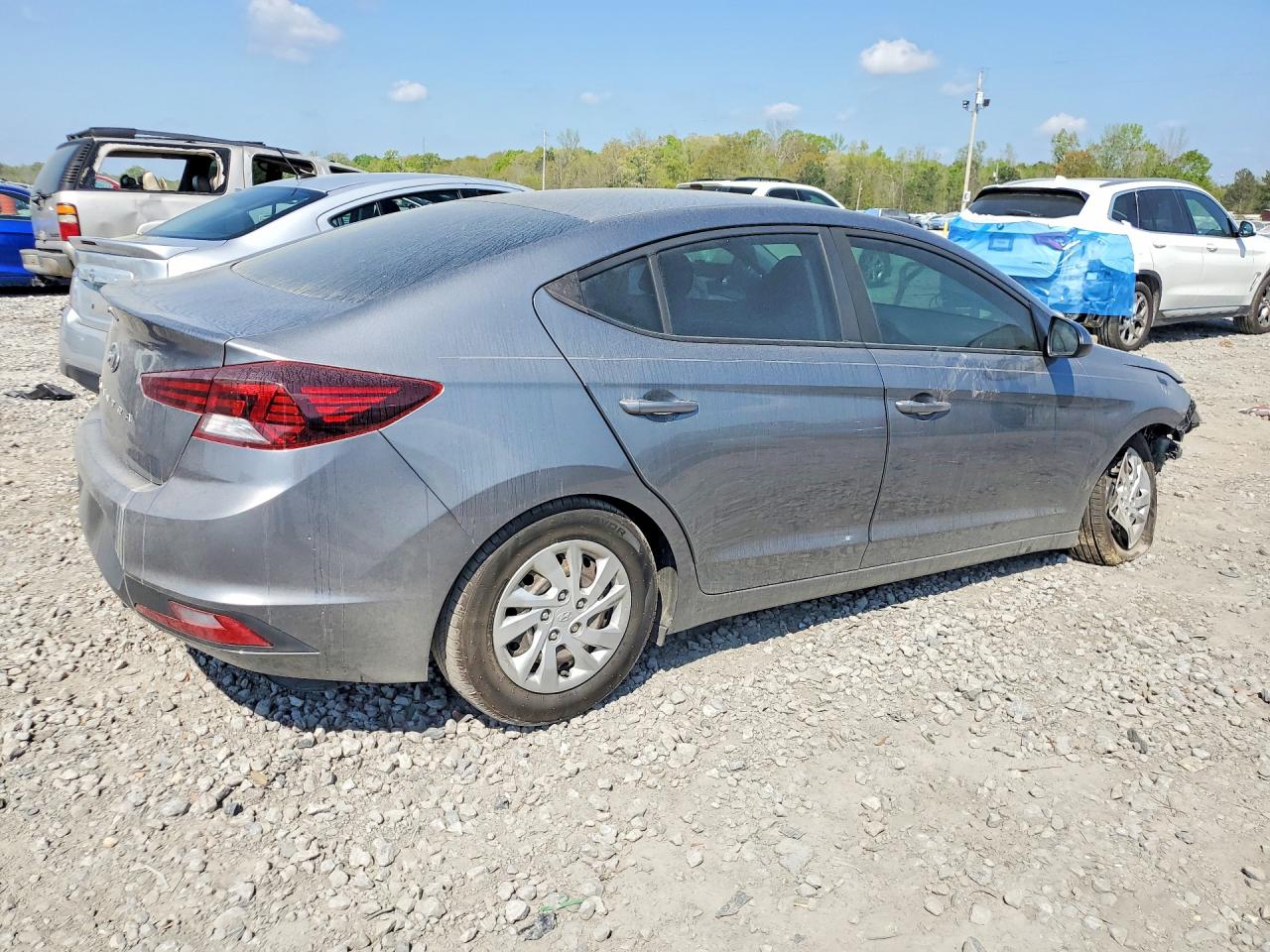 2019 HYUNDAI ELANTRA photo 3