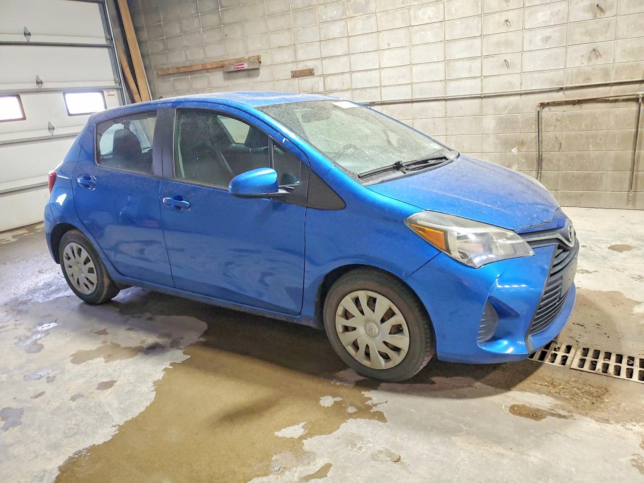2016 TOYOTA YARIS 5-DOOR L photo 4