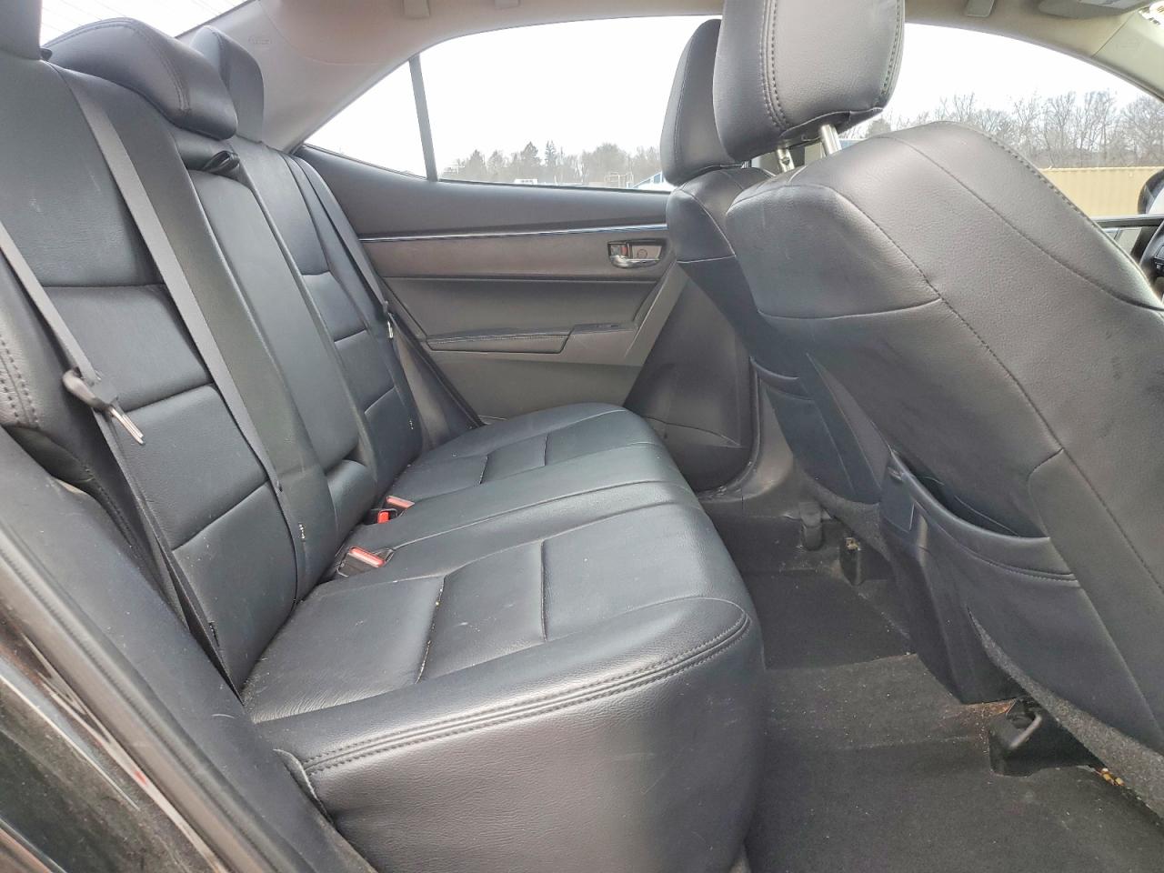 2015 TOYOTA COROLLA S PLUS photo 19