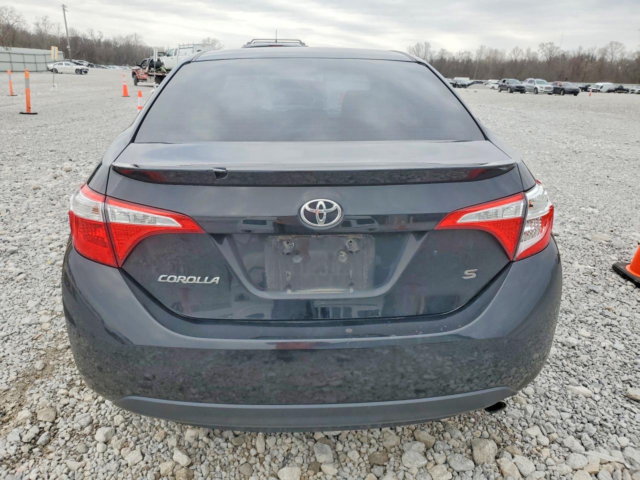 2015 TOYOTA COROLLA S PLUS photo 11