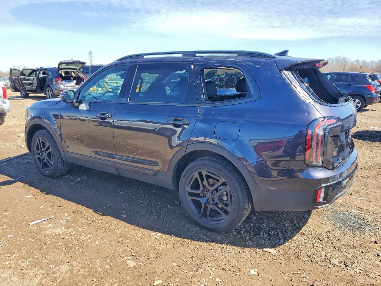 2025 KIA TELLURIDE EX X-LINE photo 4