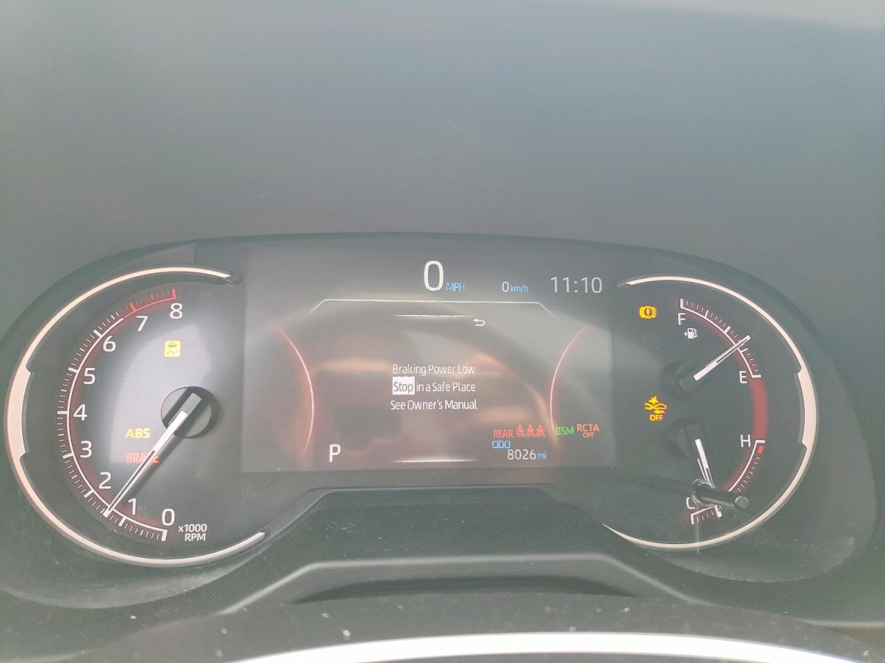 2025 TOYOTA RAV4 XLE photo 9
