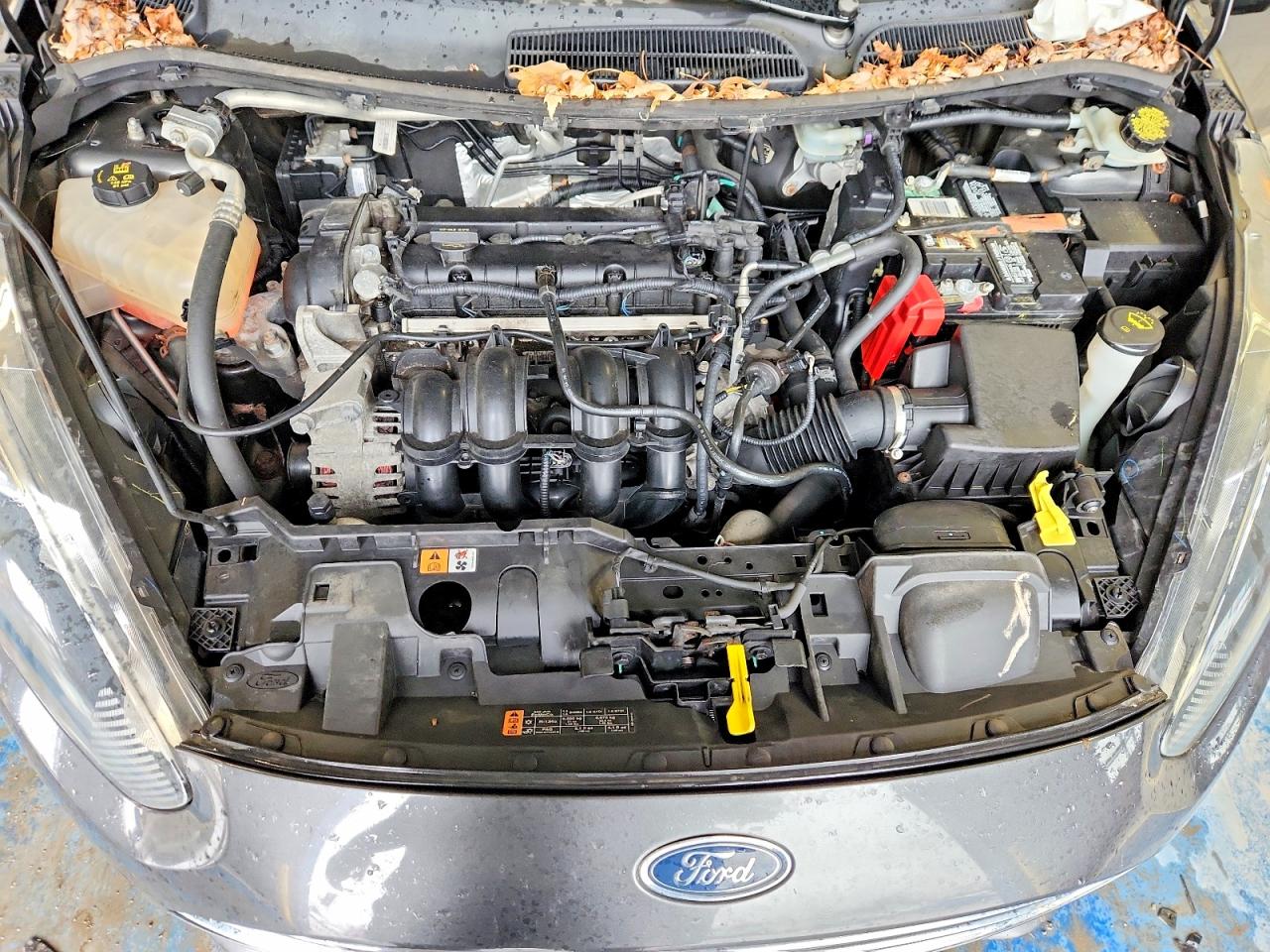 2016 FORD FIESTA SE photo 31