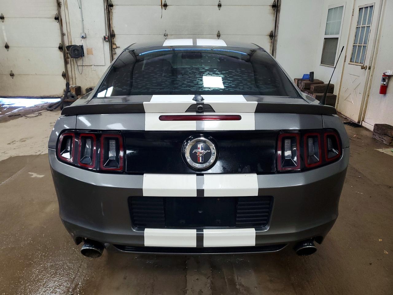 2014 FORD MUSTANG photo 11