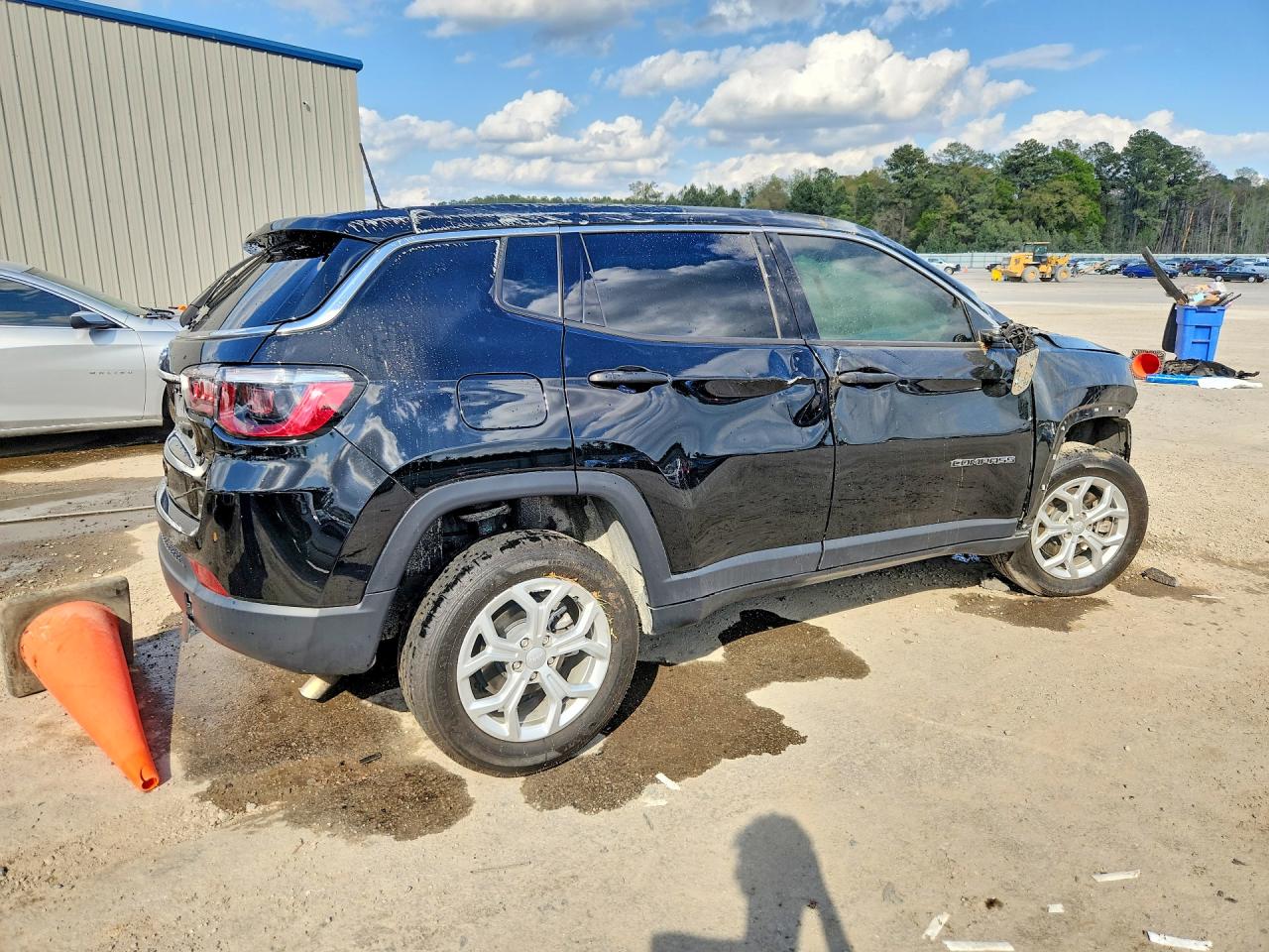 2024 JEEP COMPASS SPORT photo 3