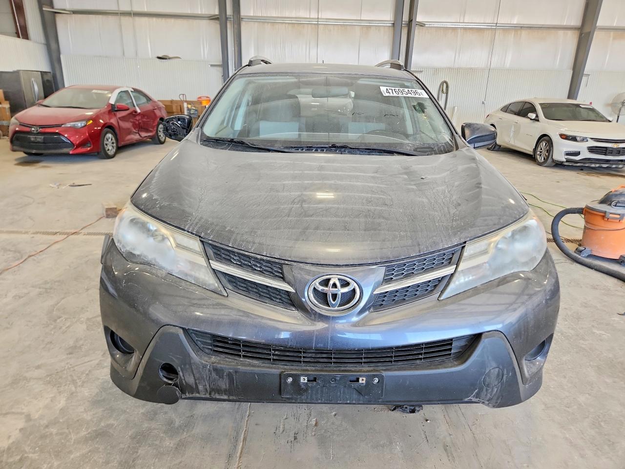 2013 TOYOTA RAV4 LE photo 9