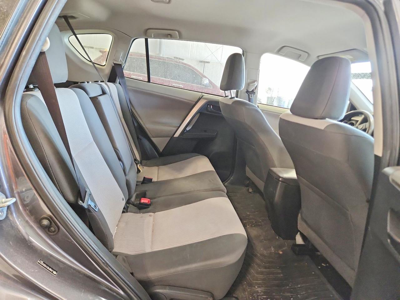 2013 TOYOTA RAV4 LE photo 21