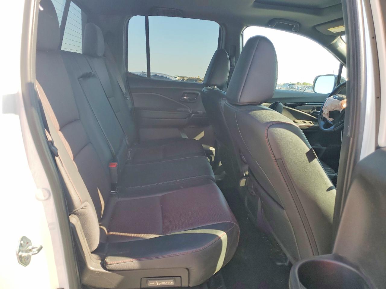 2021 HONDA RIDGELINE BLACK EDITION photo 28