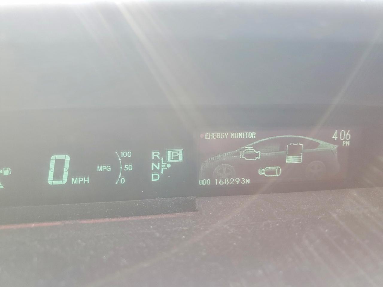 2015 TOYOTA PRIUS FOUR photo 17