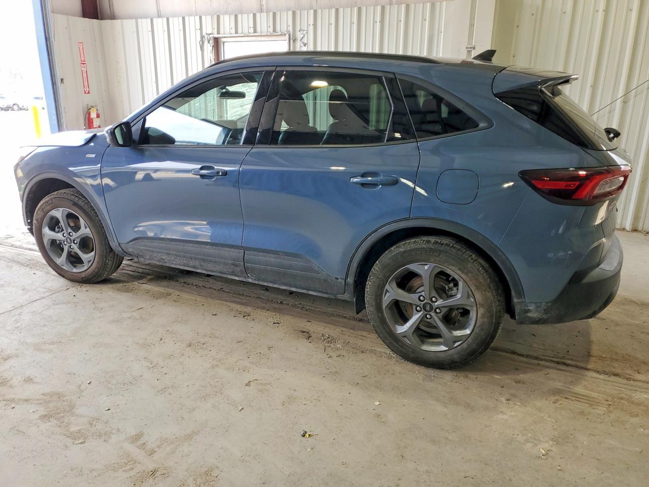 2025 FORD ESCAPE ST LINE SELECT photo 3