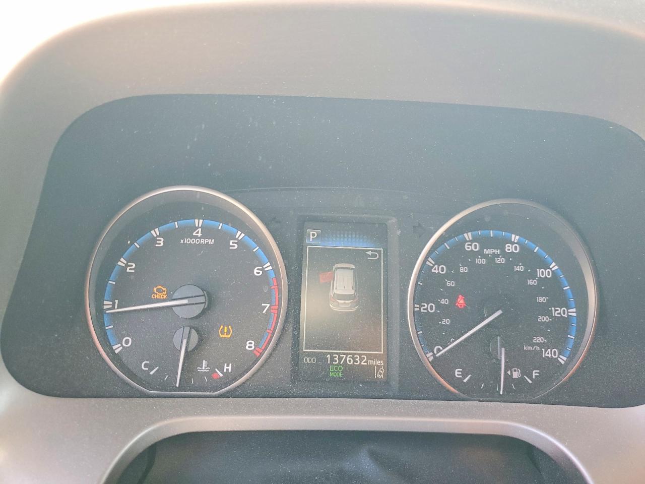 2017 TOYOTA RAV4 LE photo 25