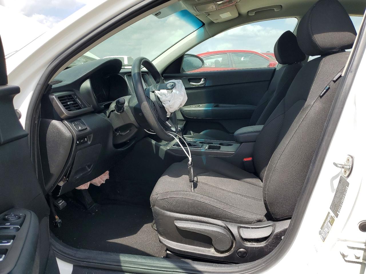 2018 KIA OPTIMA LX photo 13