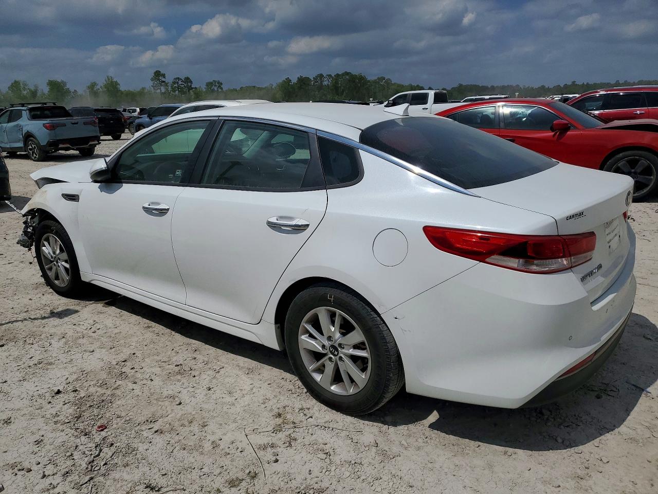 2018 KIA OPTIMA LX photo 3