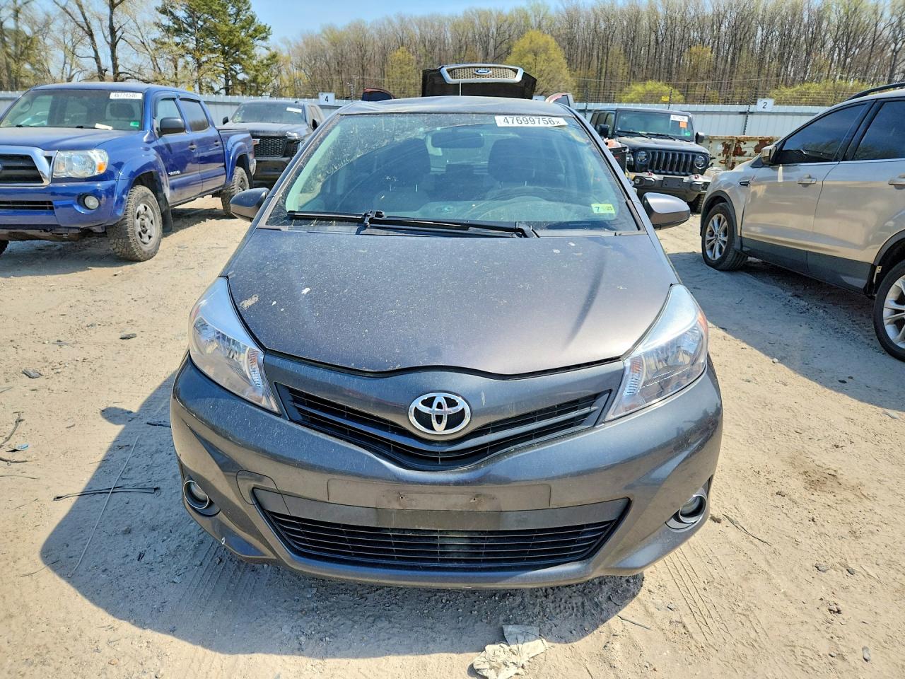 2012 TOYOTA YARIS 5-DOOR LE photo 5