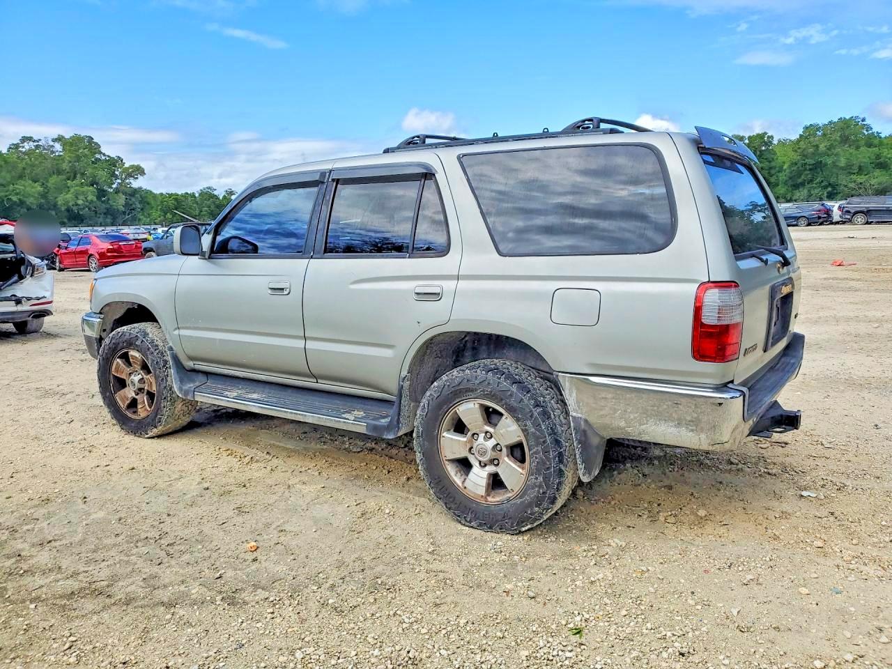 2000 TOYOTA 4RUNNER SR5 photo 4