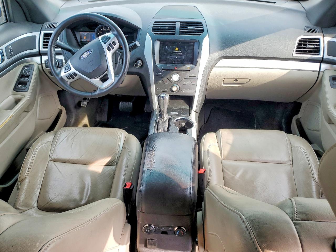 2015 FORD EXPLORER XLT photo 22