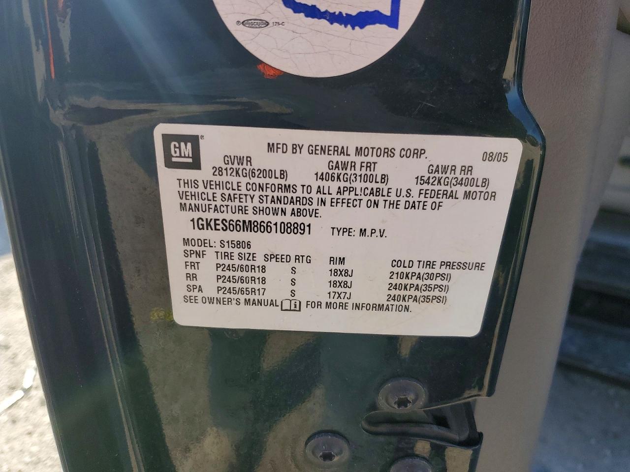 2006 GMC ENVOY DENALI XL photo 37