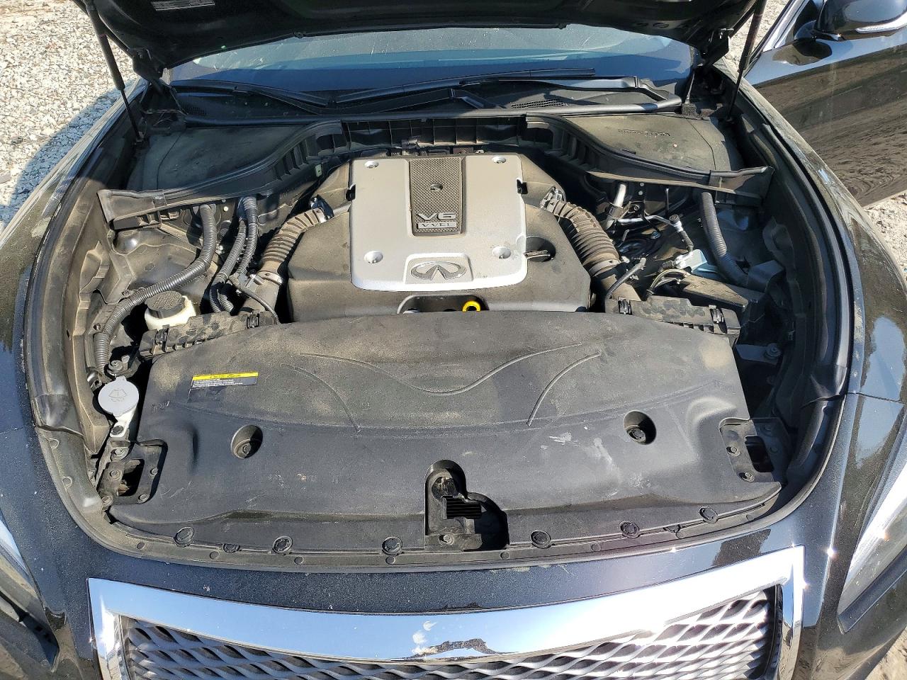 2015 INFINITI Q70L 3.7 photo 11