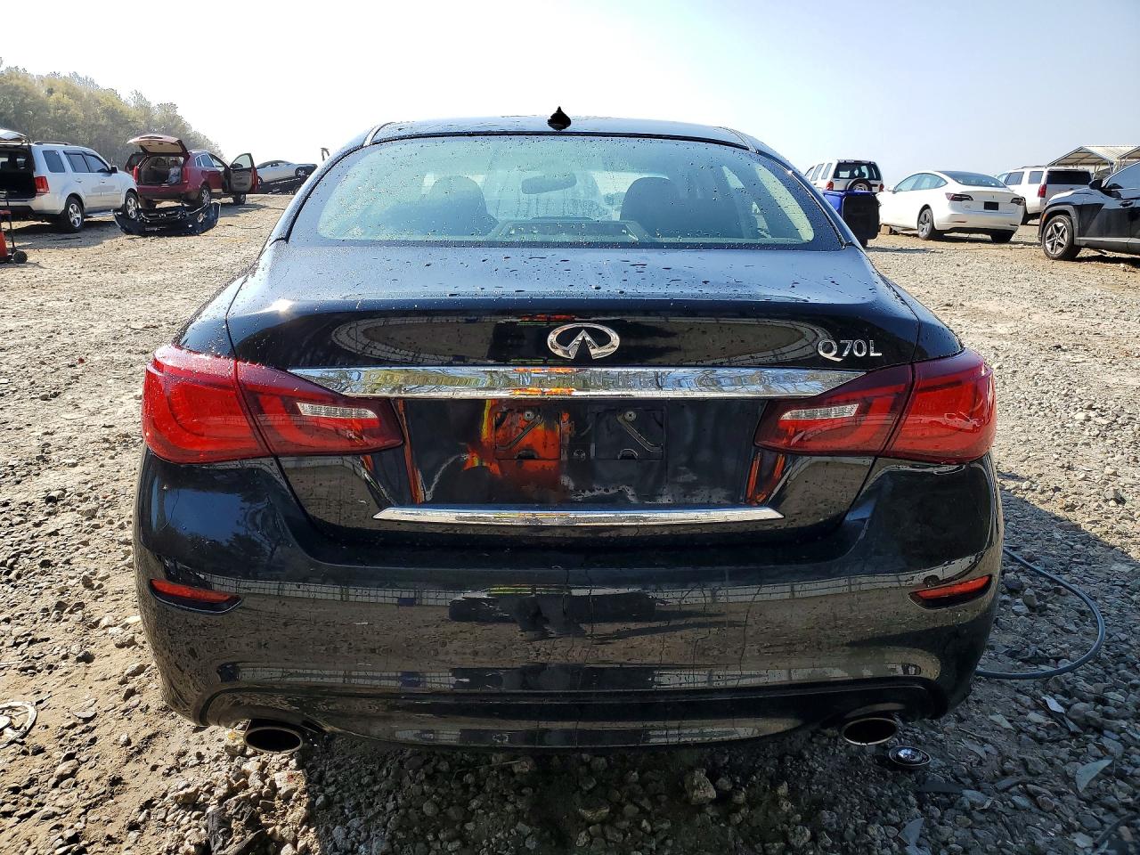 2015 INFINITI Q70L 3.7 photo 6