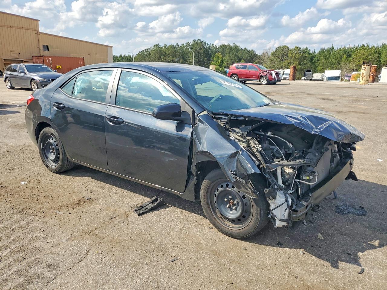 2016 TOYOTA COROLLA LE photo 10