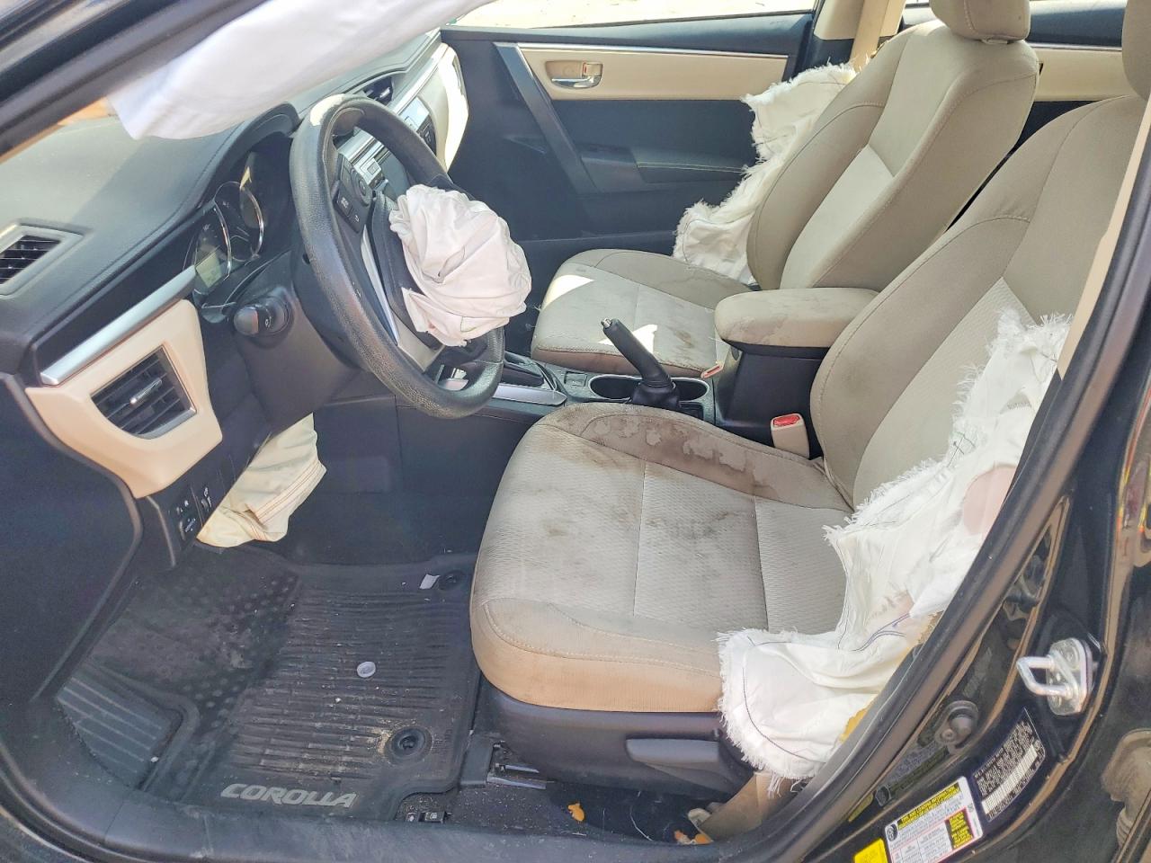2016 TOYOTA COROLLA LE photo 19