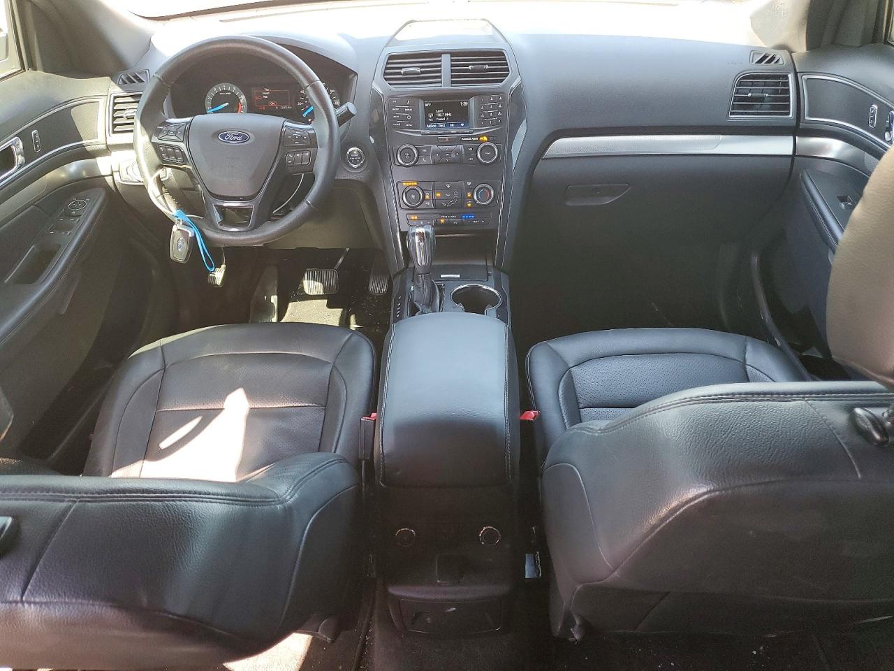 2018 FORD EXPLORER XLT photo 22