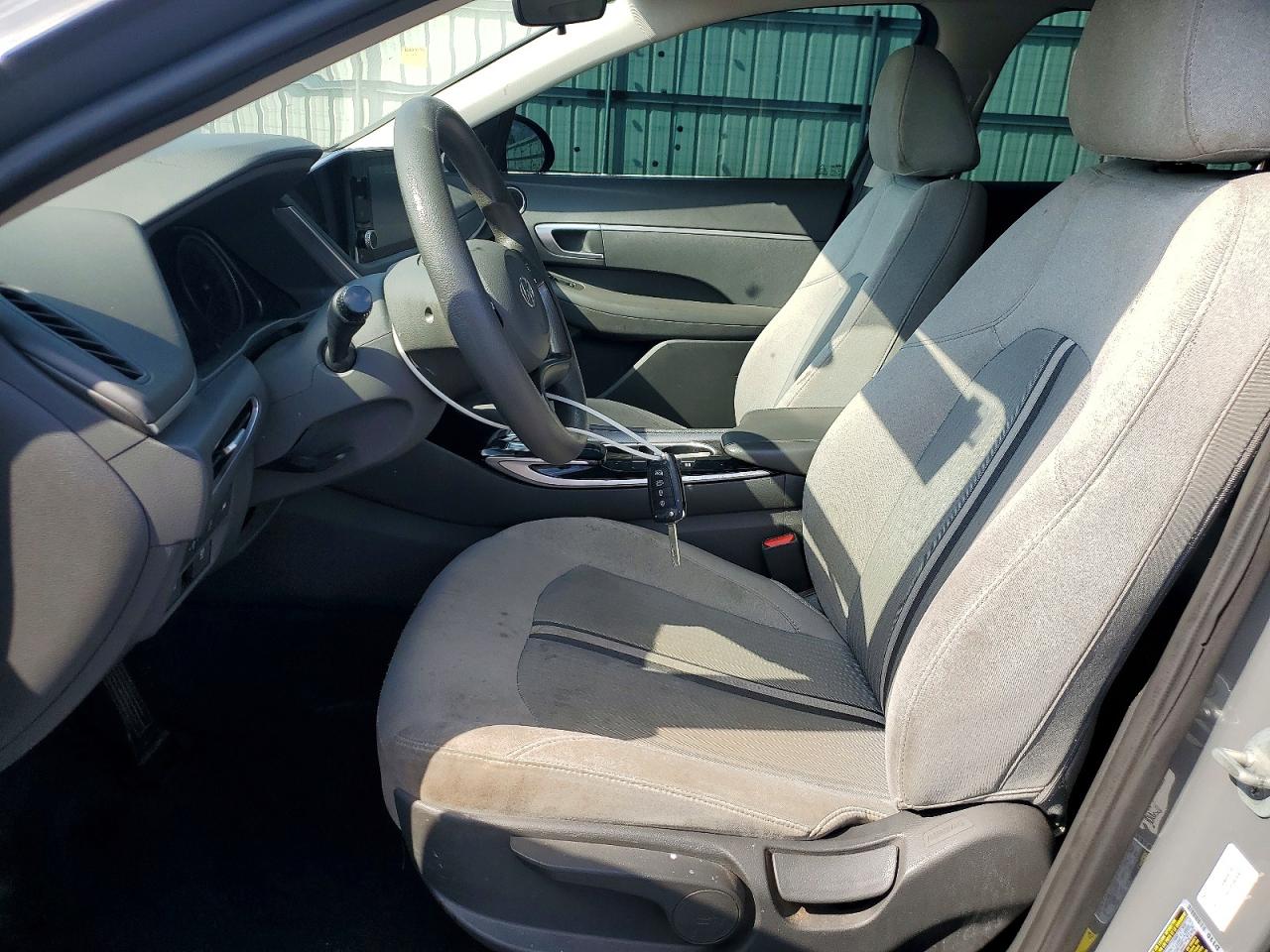 2020 HYUNDAI SONATA SE photo 7