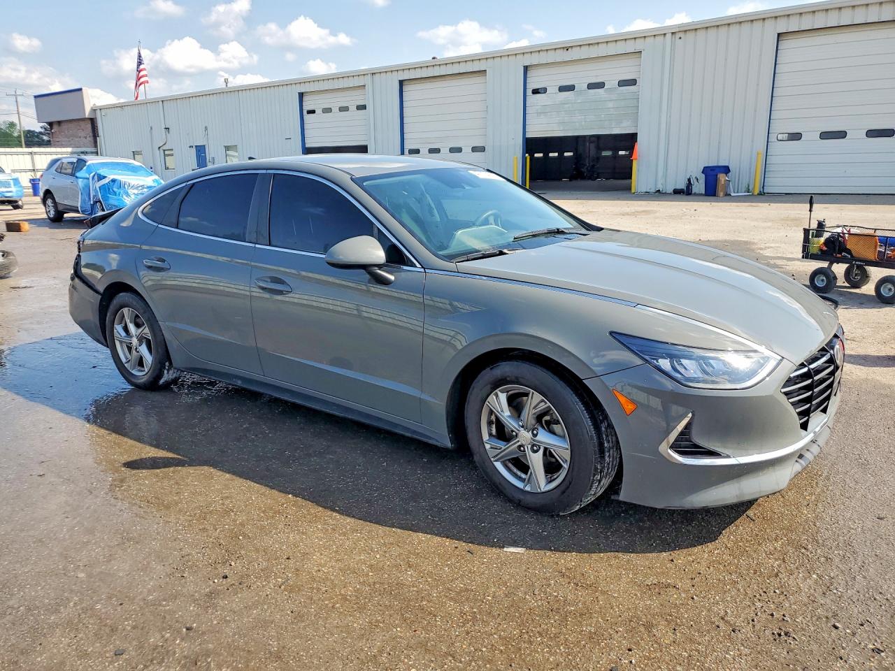 2020 HYUNDAI SONATA SE photo 4