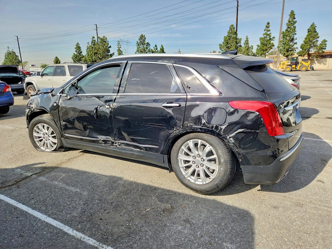 2017 CADILLAC XT5 photo 3