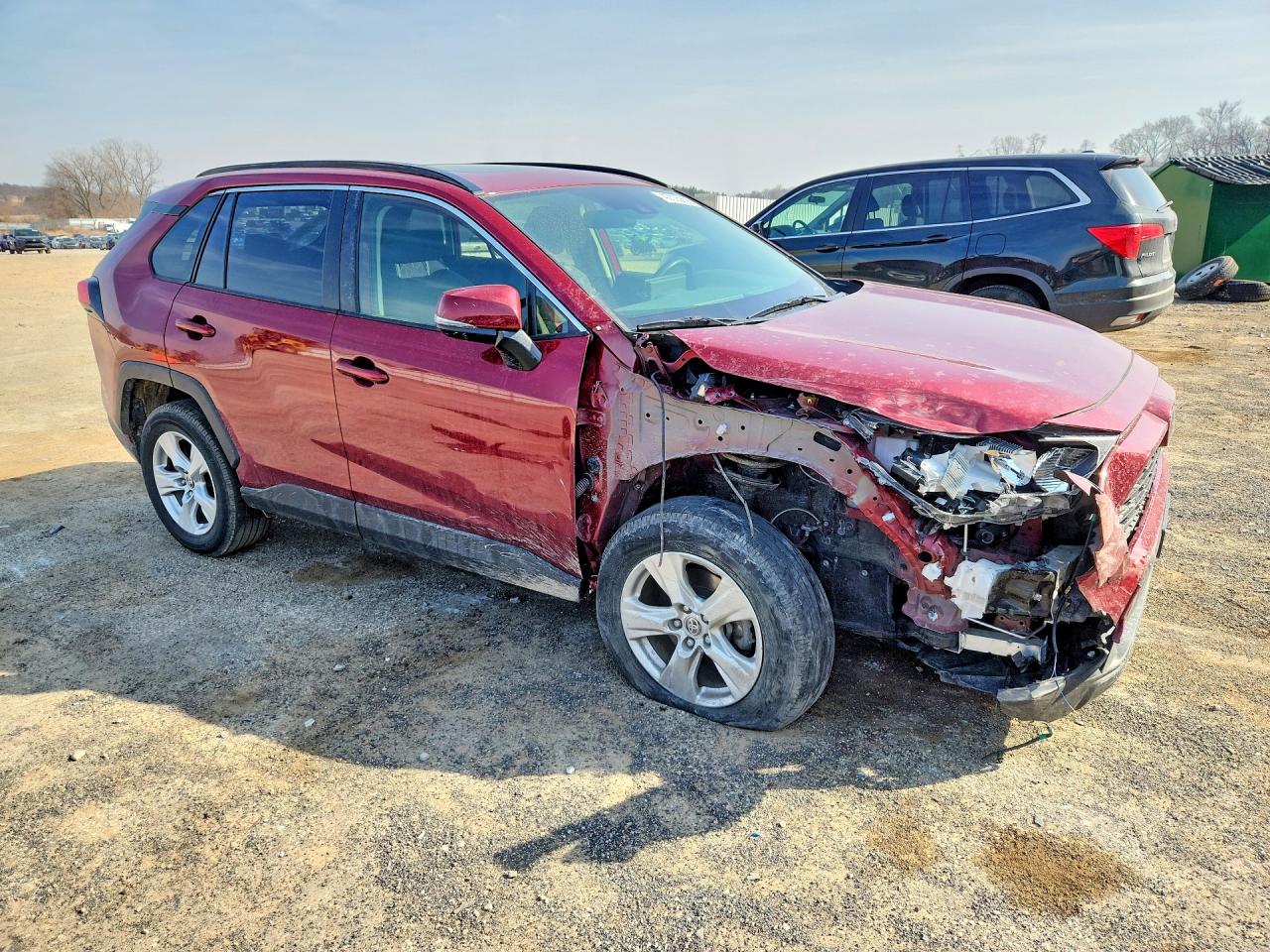 2021 TOYOTA RAV4 XLE photo 7