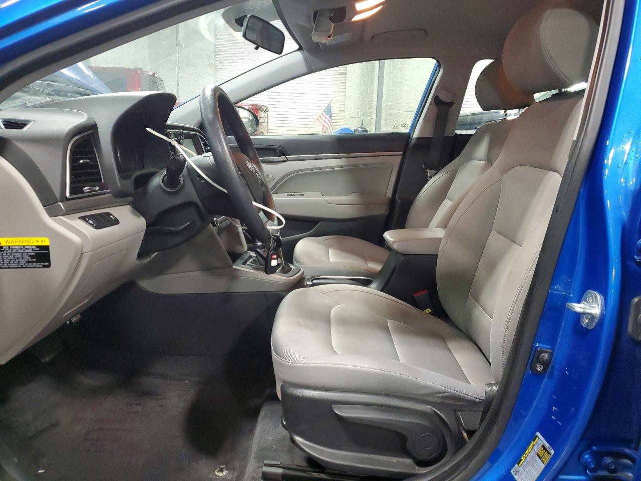 2017 HYUNDAI ELANTRA SE photo 7