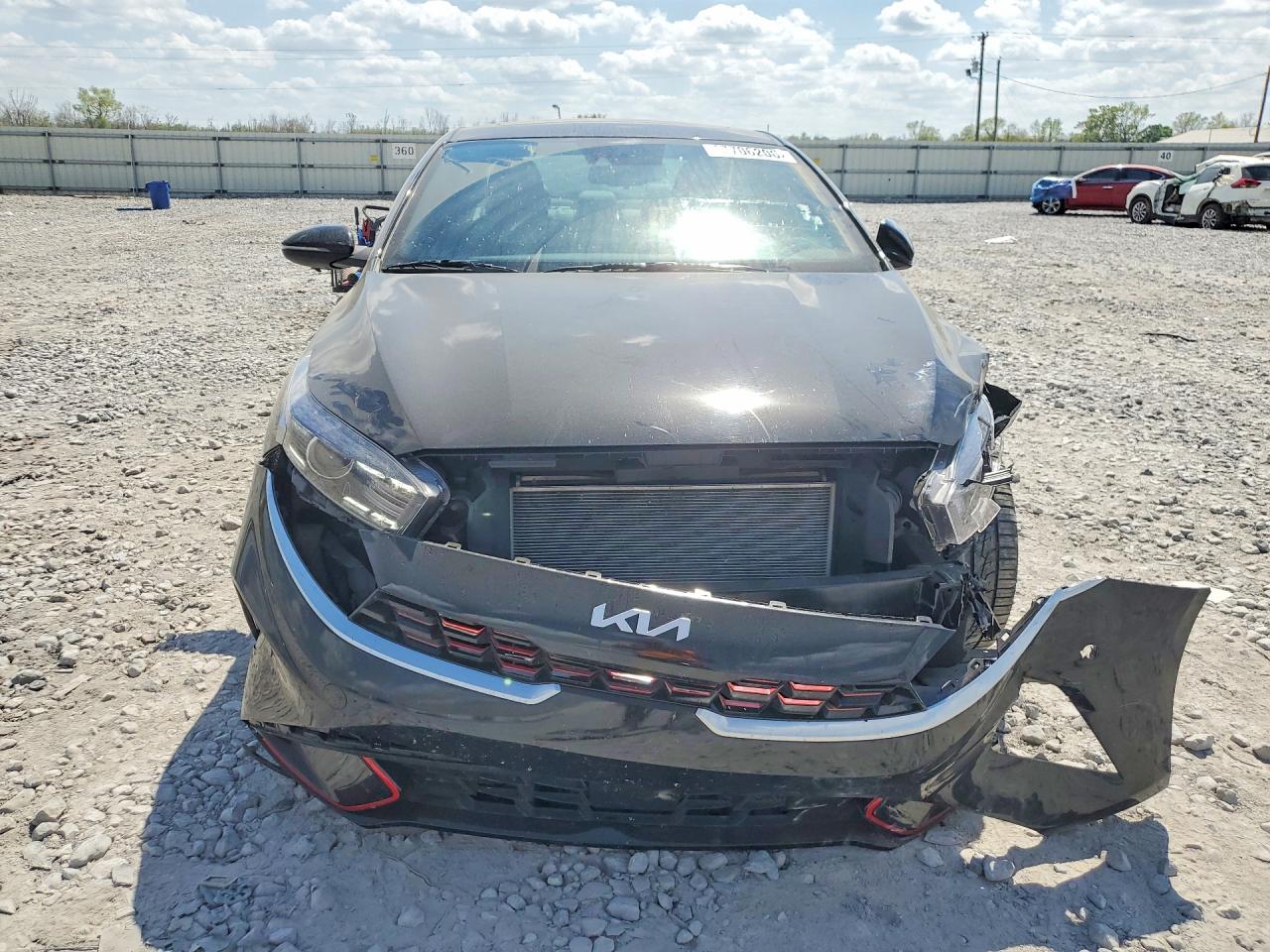 2024 KIA FORTE GT-LINE photo 9