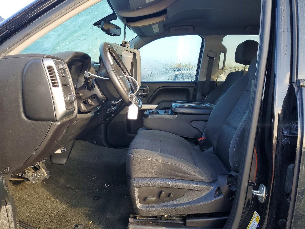 2016 CHEVROLET SILVERADO C1500 LT photo 7