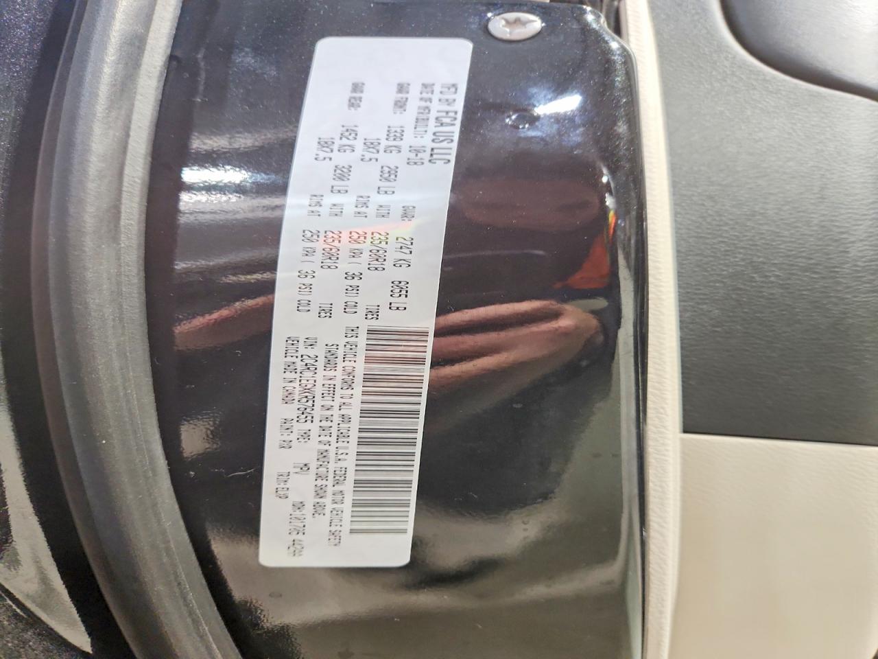 2019 CHRYSLER PACIFICA TOURING L PLUS photo 40