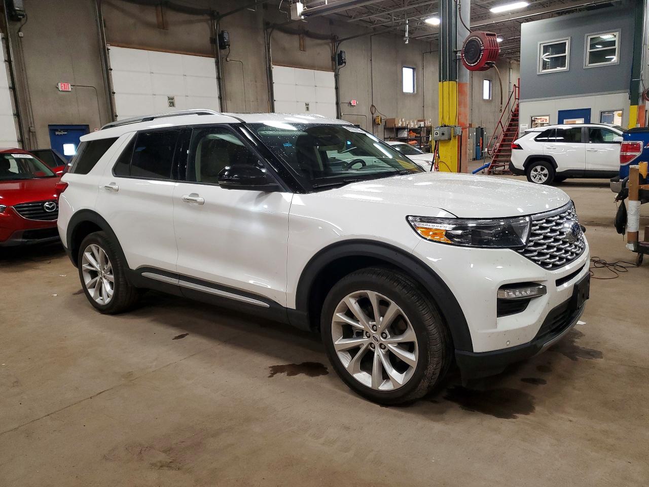 2023 FORD EXPLORER PLATINUM photo 4