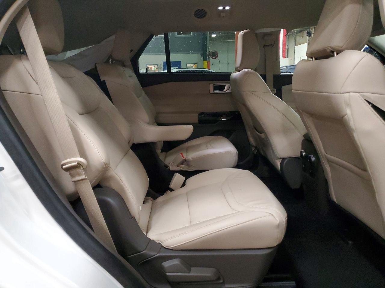 2023 FORD EXPLORER PLATINUM photo 11