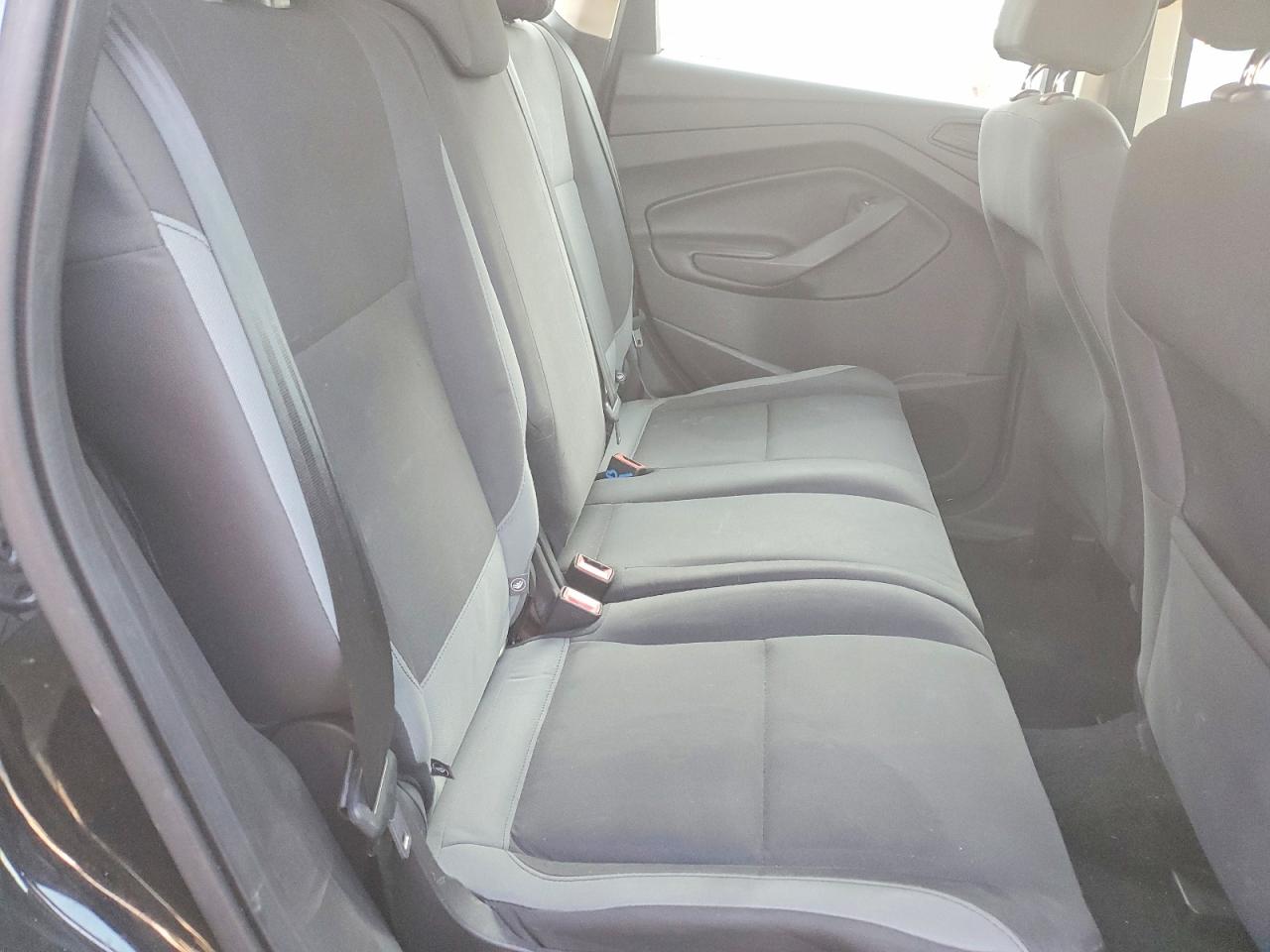 2016 FORD ESCAPE S photo 31