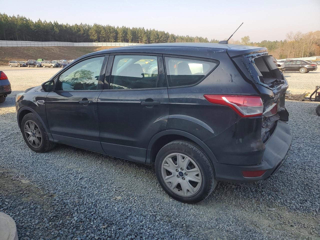 2016 FORD ESCAPE S photo 4
