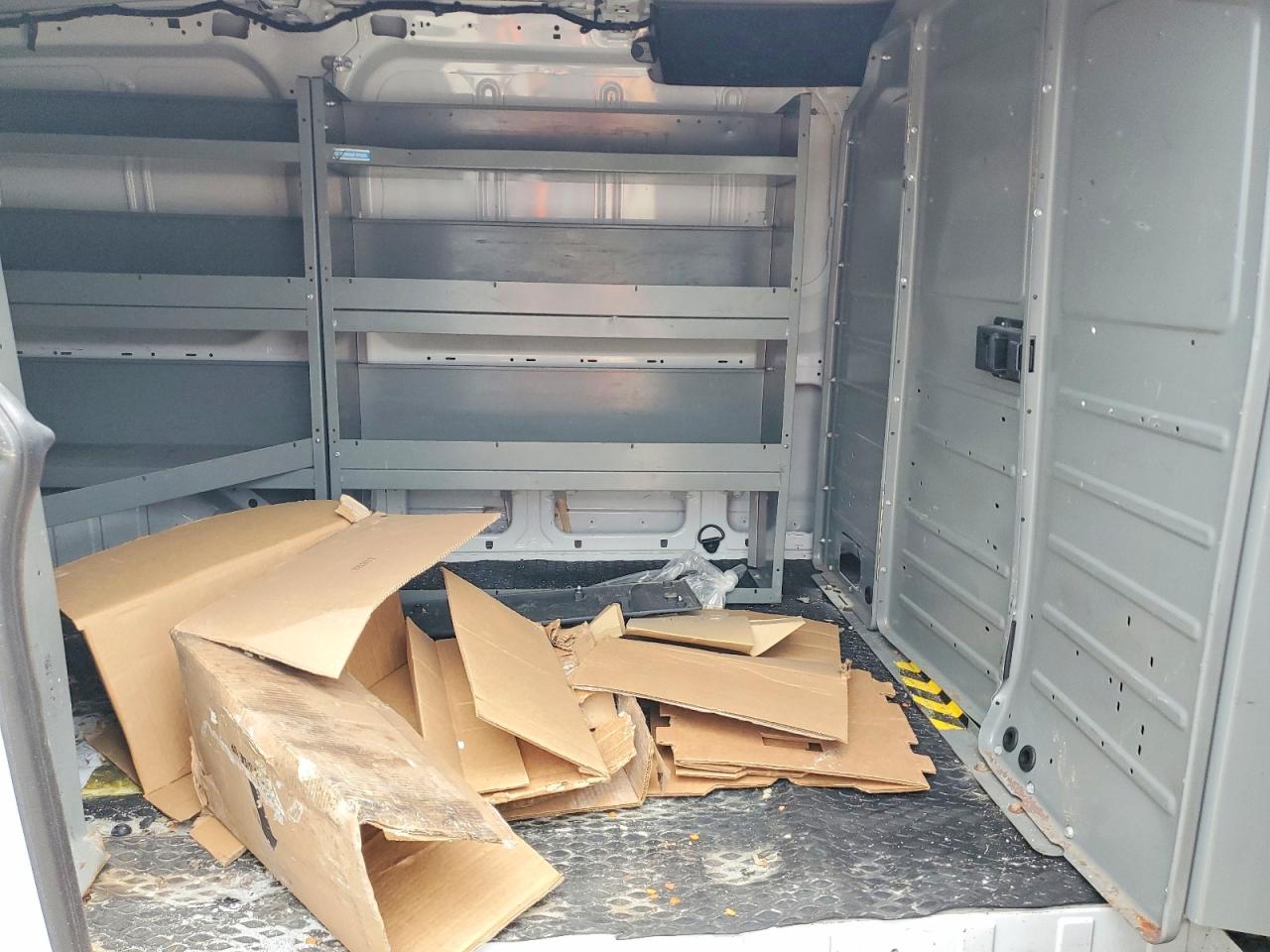 2016 FORD TRANSIT T-150 photo 28