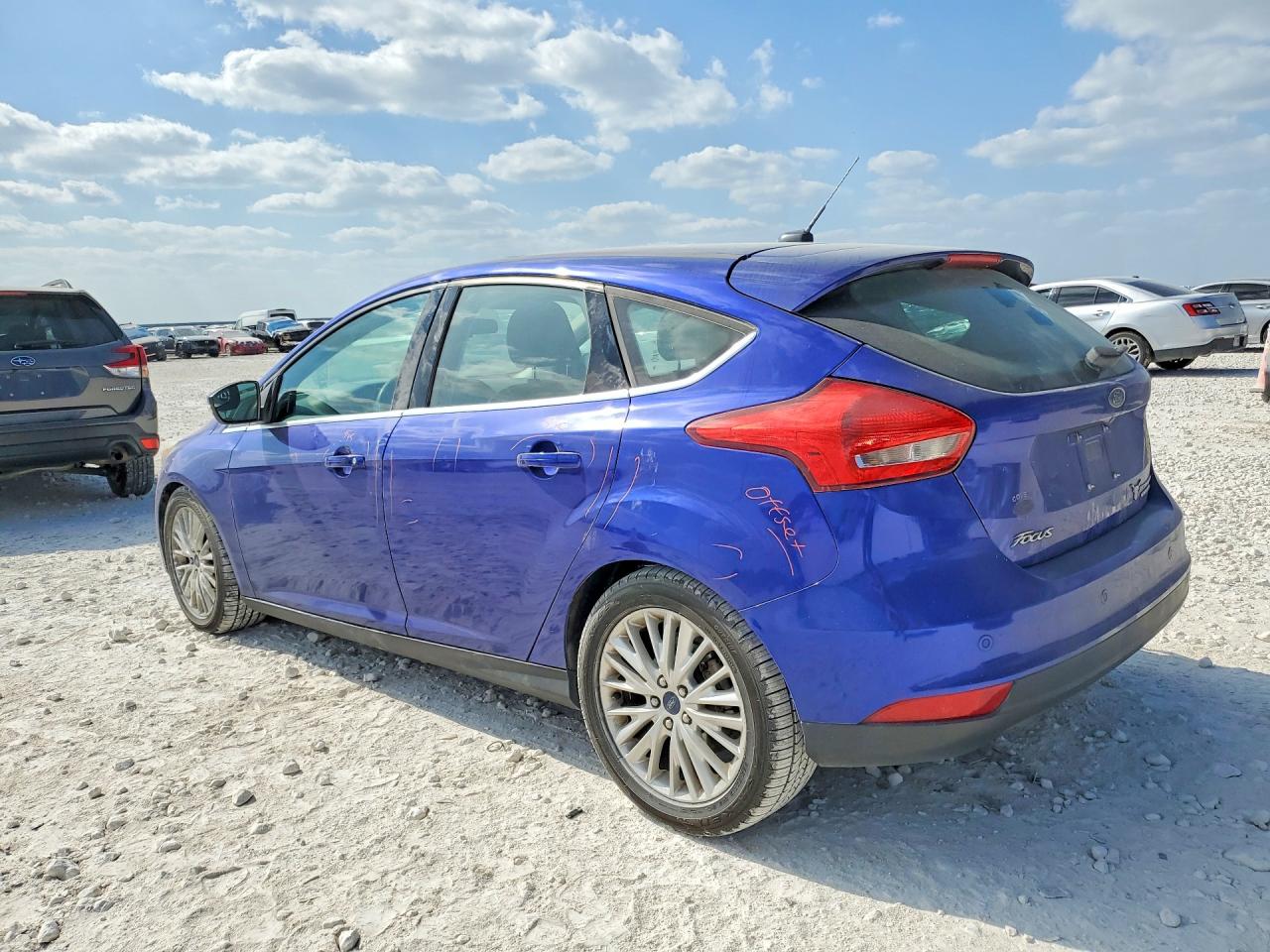2015 FORD FOCUS TITANIUM photo 4