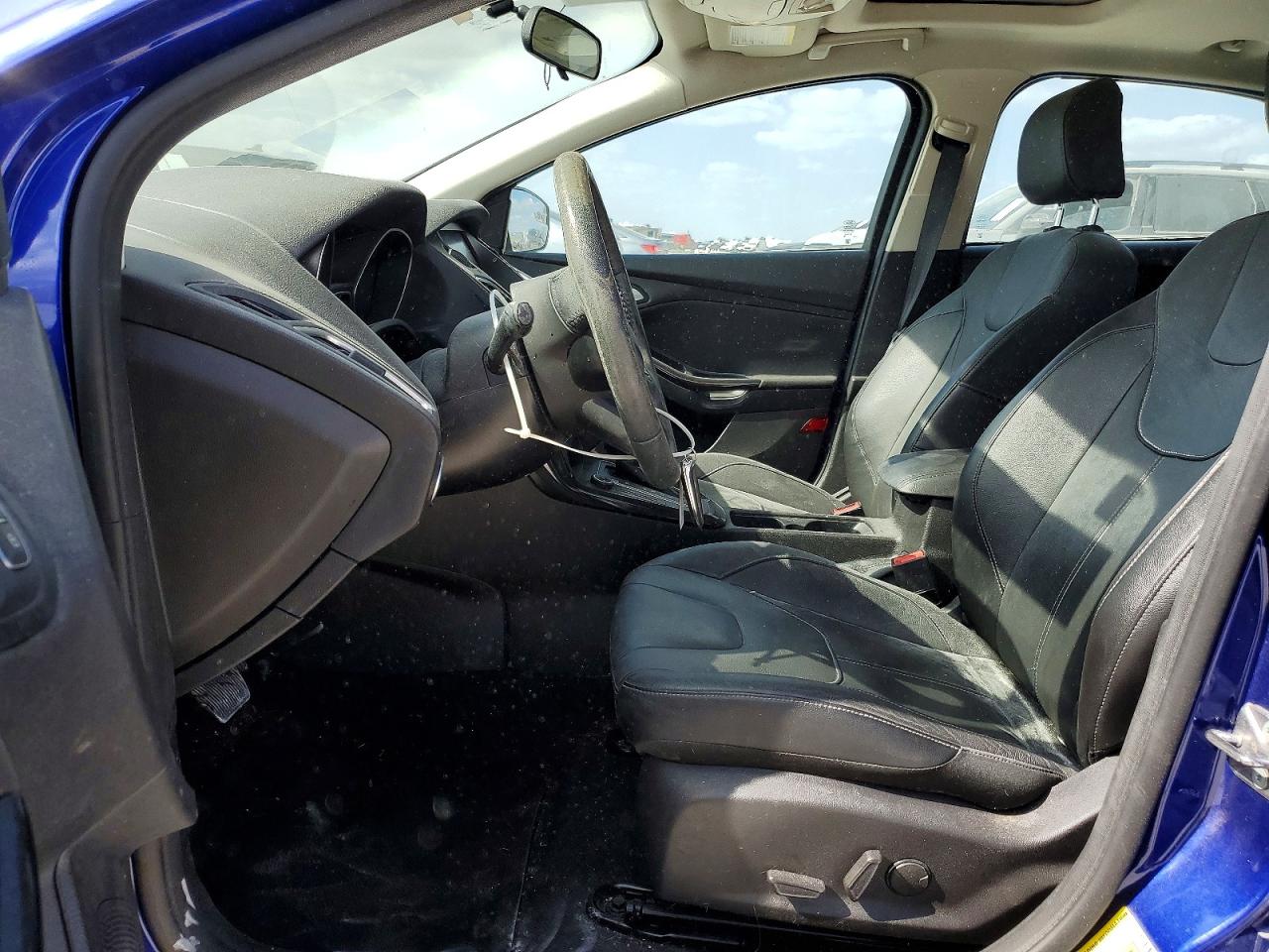 2015 FORD FOCUS TITANIUM photo 19