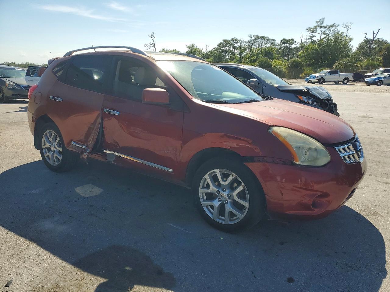2011 NISSAN ROGUE S photo 4