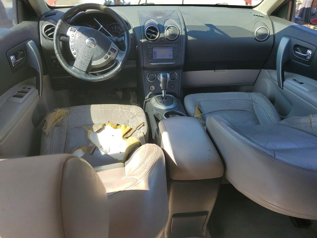 2011 NISSAN ROGUE S photo 8