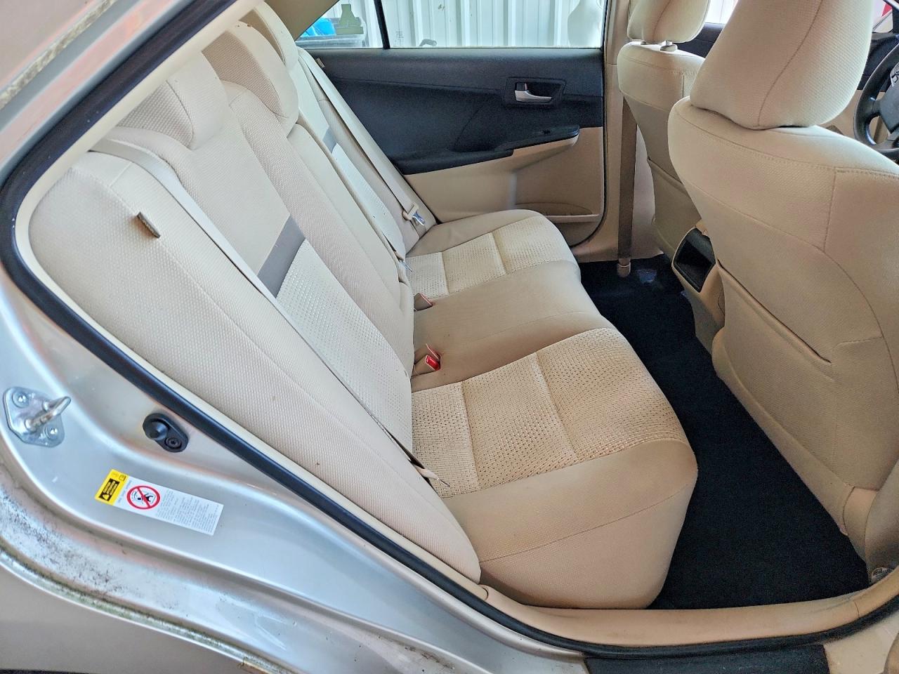 2013 TOYOTA CAMRY L photo 10